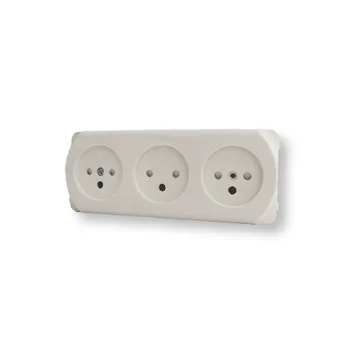 שקע YARDEN PG-3 נמוך עם תריס בטחון בצבע לבן מתח/זרם 230V/16A FETAYA